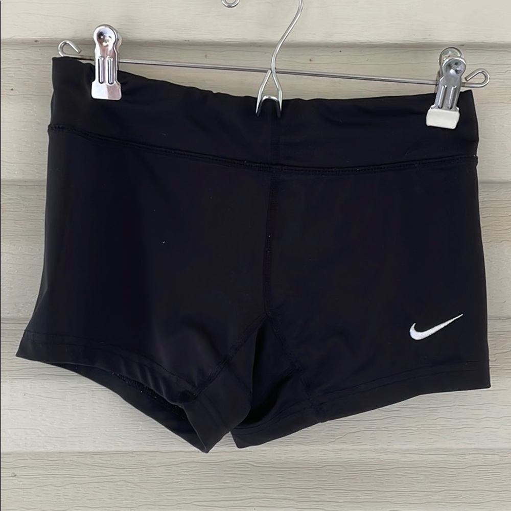 Black Nike training spandex